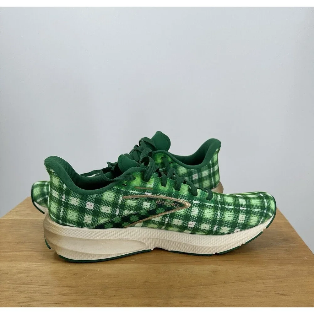 NWOB Brooks Launch 10 Run Lucky Clover Green Men Running Shoes Size 11